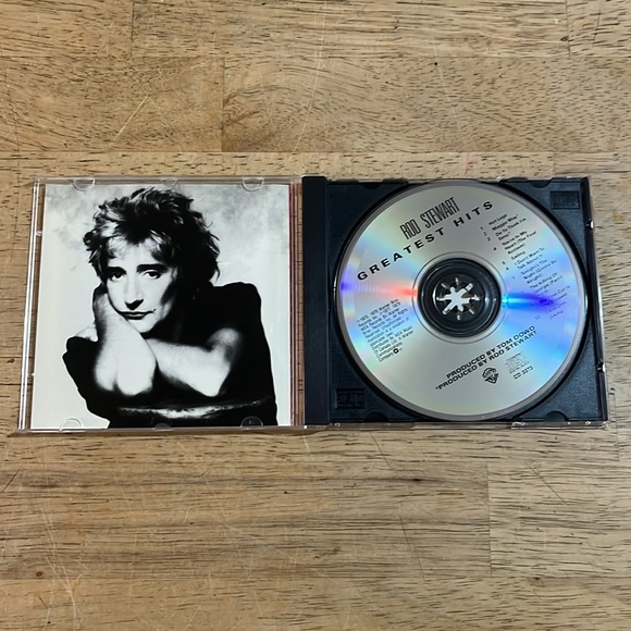 Rod Stewart Greatest Hits CD - Picture 3 of 3